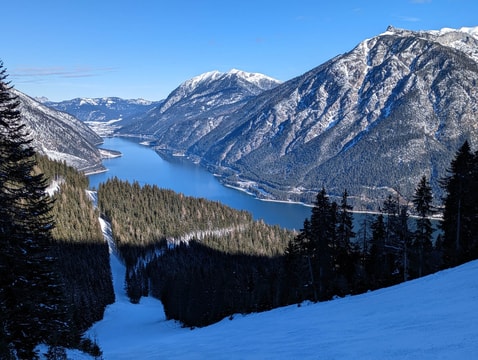 Achensee and Rofan mountains are visible almost from the beginning