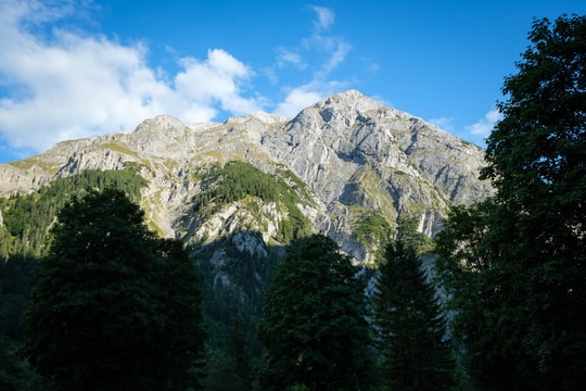 Grubenkarspitze from the trail towards Hohljoch saddle